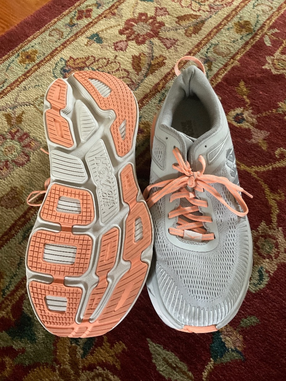Hoka 9D sneaker